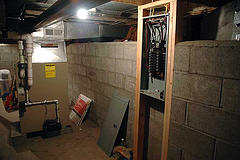 [photo of the new false wall in the cellar]